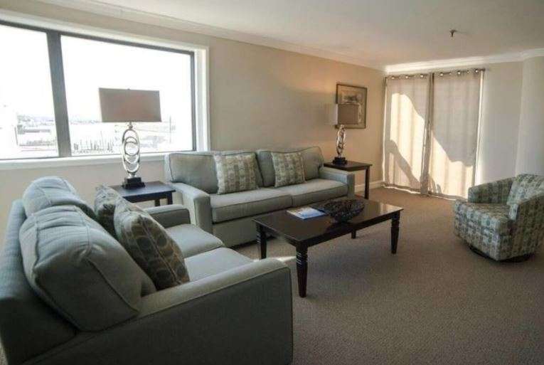 Bask Hotel At Big Rock Landing Morehead City Habitación foto
